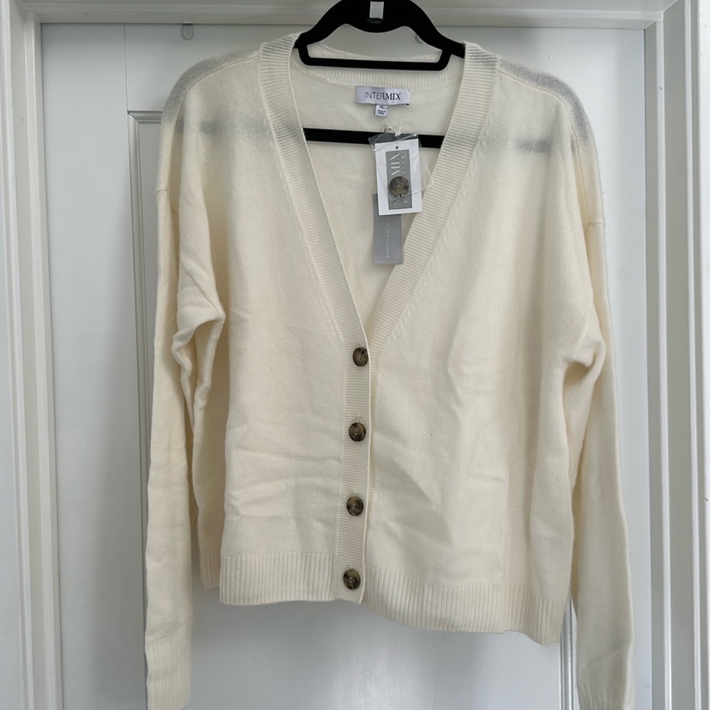NWT INTERMIX 100% Cashmere Sweater